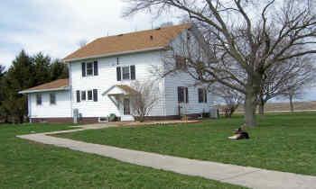 253 Van Petten Rd., Harmon, IL 61042
