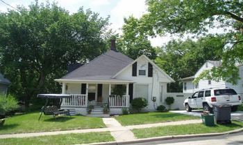 611 S Dixon Ave., Dixon, IL 61021