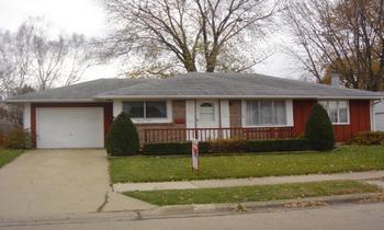 1105 E 20th St., Sterling, IL 61081