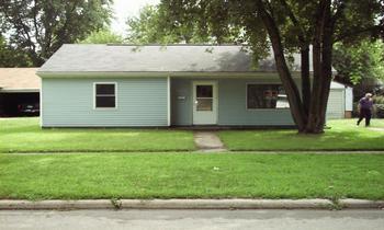 1308 Douglas Dr., Sterling, IL 61081