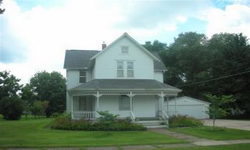 406 E Market St., Tampico, IL 61283