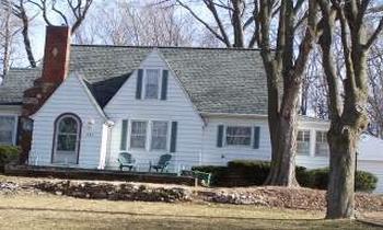 721 Chicago Ave., Dixon, IL 61021