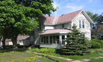 201 W Allen St., Holcomb, IL 61043