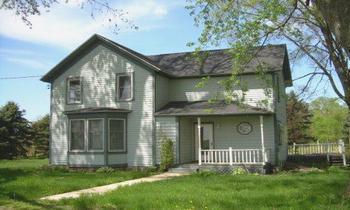 2056 Main St., Amboy, IL 61310