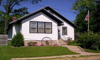 1701 Union St., Nachusa, IL 61057