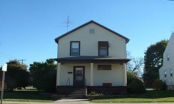 5 S Jones, Amboy, IL 61310