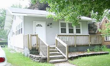 605 N Third St., Ashton, IL 61006