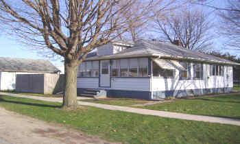 812 18th Ave., Fulton, IL 61252