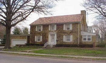 412 W 9th St., Sterling, IL 61081