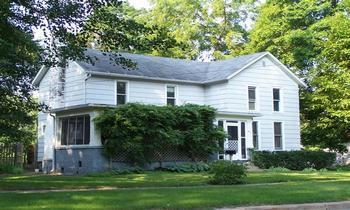 405 W Wall, Morrison, IL 61270