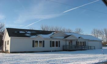 207 N Davis, Amboy, IL 61310
