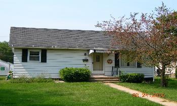 112 Jones, Amboy, IL 61310