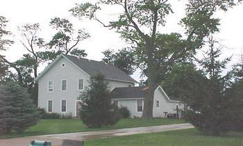 1261 Robbins Rd., Amboy, IL 61310