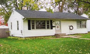 927 N Fifteenth, Dekalb, IL 60115