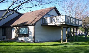1802 Raintree Ct., Sycamore, IL 60178