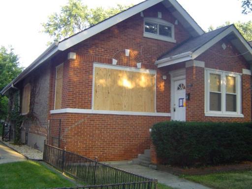 8239 S Kimbark Ave., Chicago, IL 60619