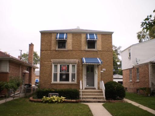 827 Marshall Ave., Bellwood, IL 60104