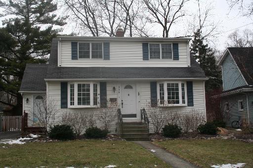 390 Turner Ave., Glen Ellyn, IL 60137