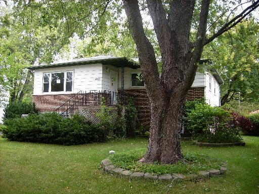 2406 S Maple Ln., Rolling Meadows, IL 60008
