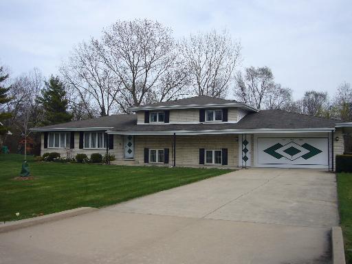 337 Meadow Ct., Willowbrook, IL 60527