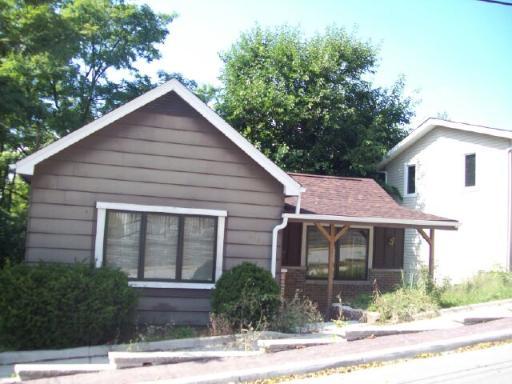 612 Czacki St., Lemont, IL 60439