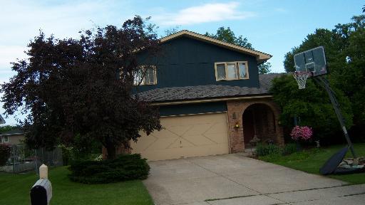 10155 S 87 Ct., Palos Hills, IL 60465