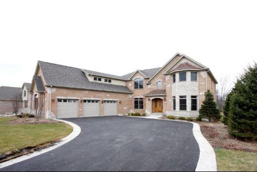 406 Fox Glove Ln., Barrington, IL 60010