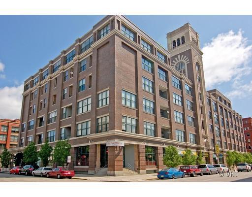 1000 W Washington Blvd. #402, Chicago, IL 60607