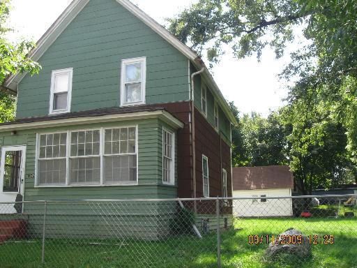 1247 Dearborn Ave., Aurora, IL 60505
