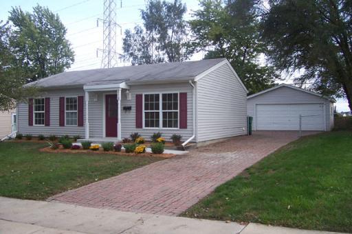 313 Hamrick Ave., Romeoville, IL 60446