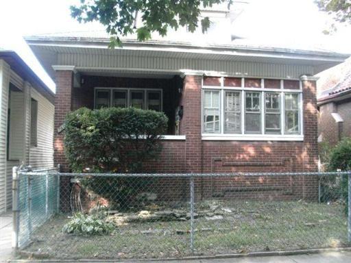 7604 S Oglesby Ave., Chicago, IL 60649