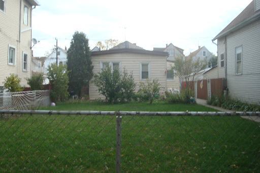 2207 N Latrobe Ave., Chicago, IL 60639