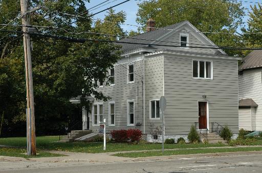 316 Dundee Ave., Barrington, IL 60010