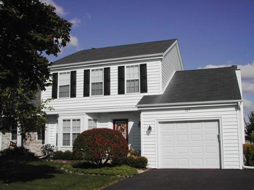 217 Bingham Cir., Mundelein, IL 60060
