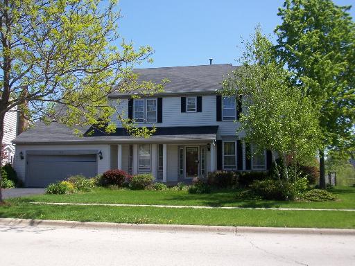 1549 Driftwood Ln., Crystal Lake, IL 60014