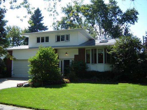 1803 E Basswood Ln., Mount Prospect, IL 60056