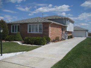 17037 Westwood Dr., Orland Hills, IL 60487