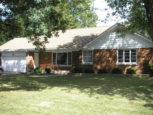 178 S Buell Ave., Aurora, IL 60506