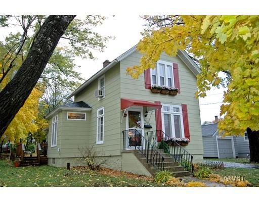 656 St John St., Elgin, IL 60120