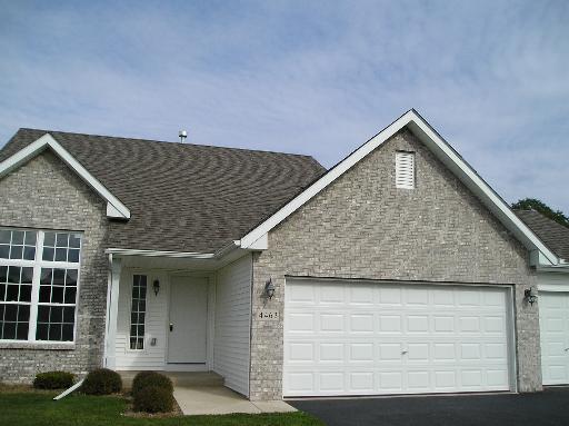 4462 Woodcliff Ln., Roscoe, IL 61073