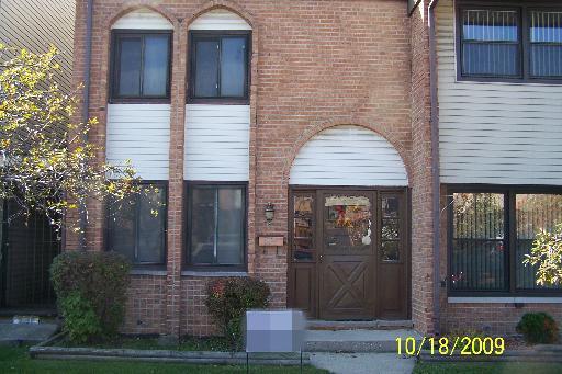 7654 S 88th Ct. #25, Justice, IL 60458