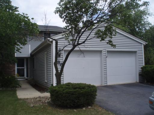 196 Roberts Rd., Bolingbrook, IL 60440