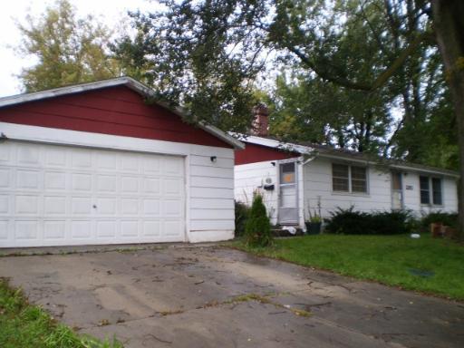 1265 Navajo Dr., Carpentersville, IL 60110