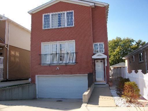 5926 S Mobile Ave., Chicago, IL 60638