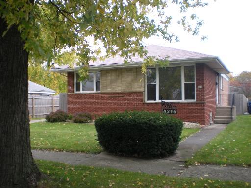 4316 W 111th St., Oak Lawn, IL 60453