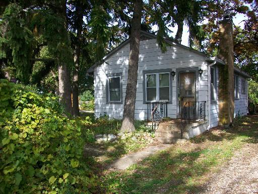 716 Peter St., Mchenry, IL 60051