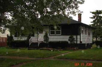 1329 Gordon Ave., Calumet City, IL 60409