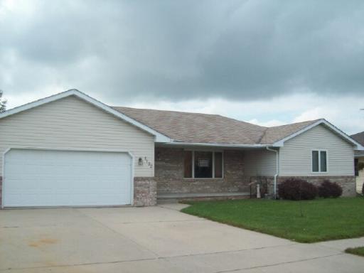 1132 Black Diamond Dr., Coal City, IL 60416