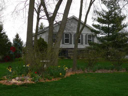 1909 Annette's Cir., Sugar Grove, IL 60554