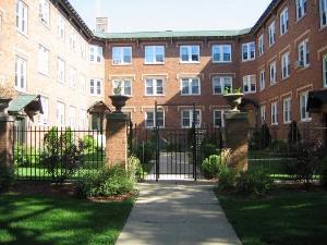 4816 W Hutchinson St. #3C, Chicago, IL 60641